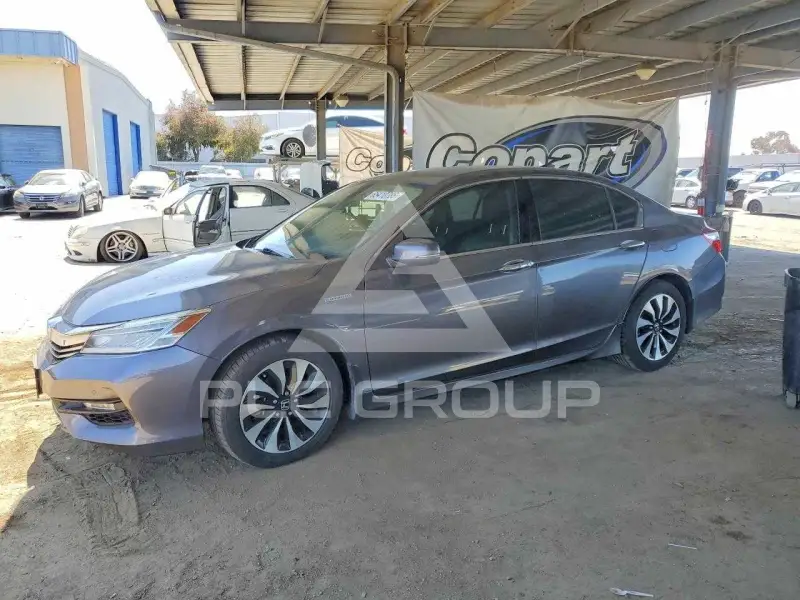 2017 Honda Accord photo