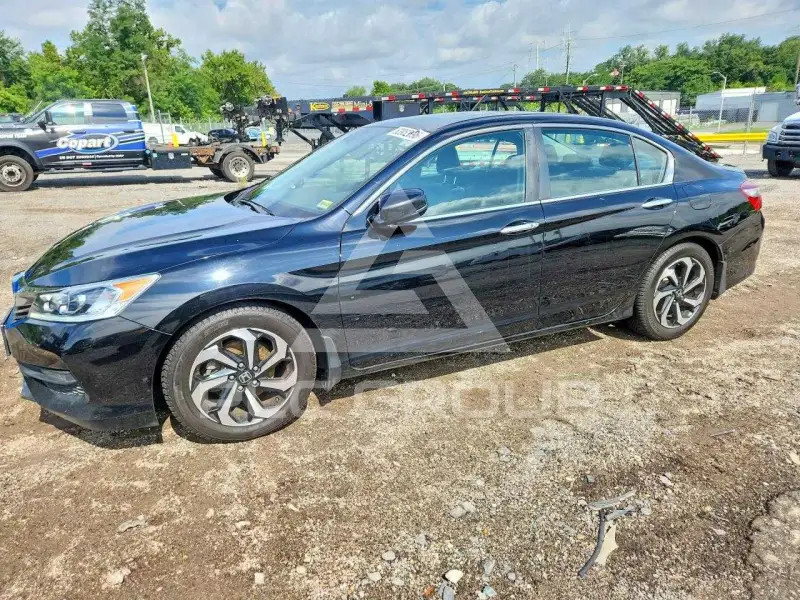 2017 Honda Accord фото