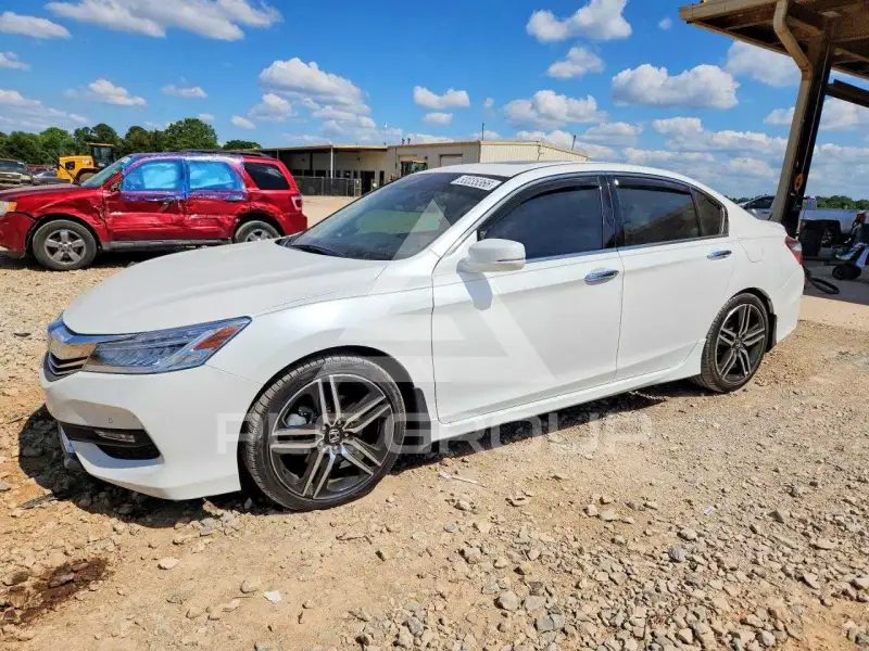 2017 Honda Accord фото