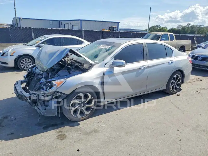 2017 Honda Accord фото