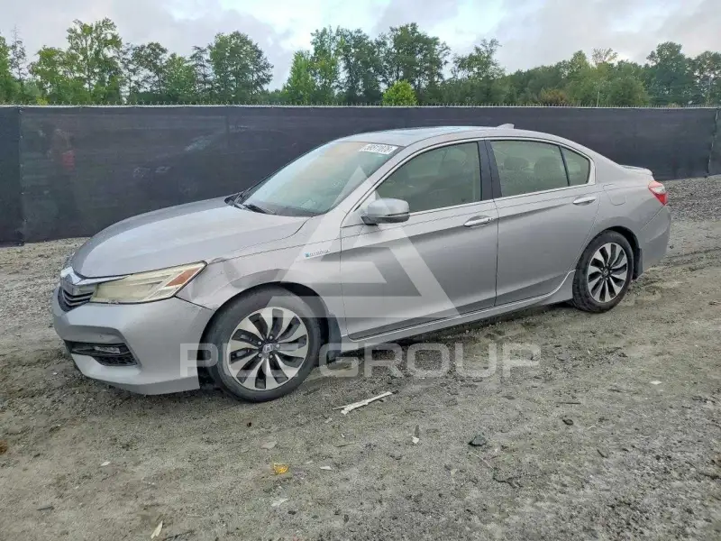 2017 Honda Accord photo