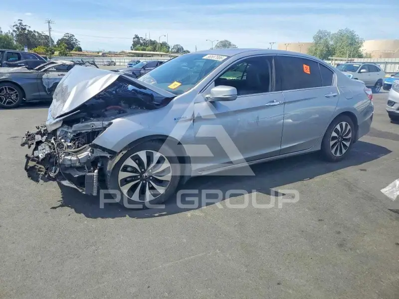 2017 Honda Accord photo