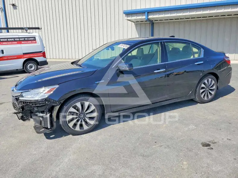 2017 Honda Accord photo