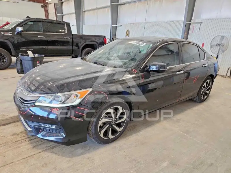 2017 Honda Accord photo