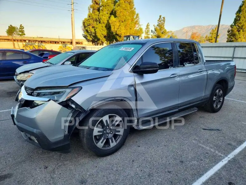 2017 Honda RIDGELINE фото