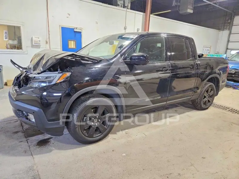 2017 Honda RIDGELINE photo