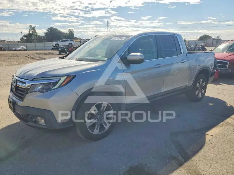 2017 Honda RIDGELINE photo