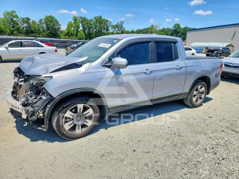 2017 Honda RIDGELINE фото