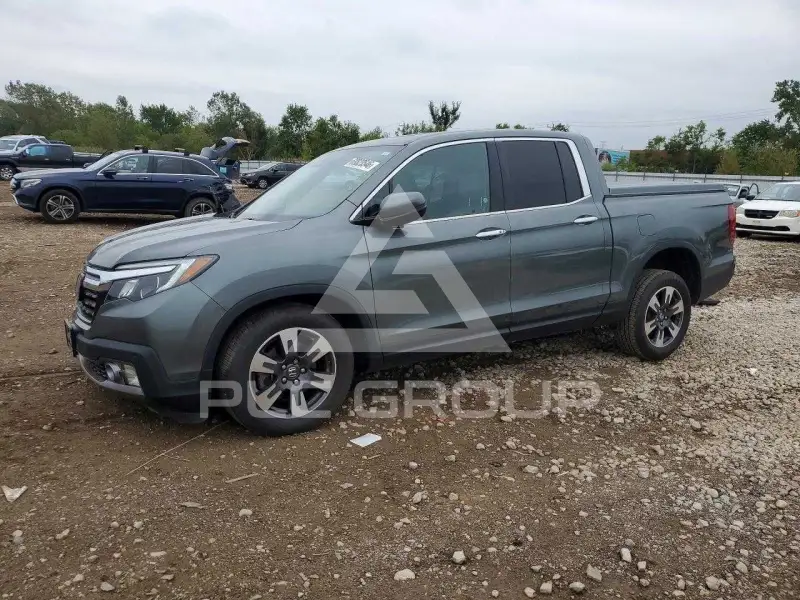 2017 Honda RIDGELINE photo