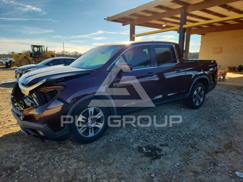 2017 Honda RIDGELINE photo