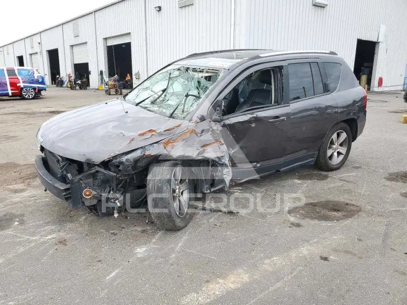 2017 Jeep COMPASS photo