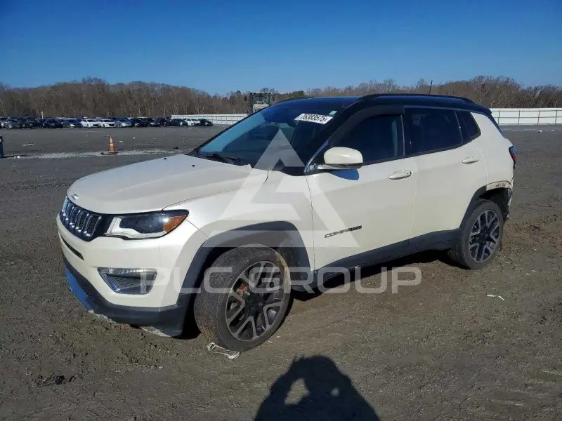 2017 Jeep COMPASS photo