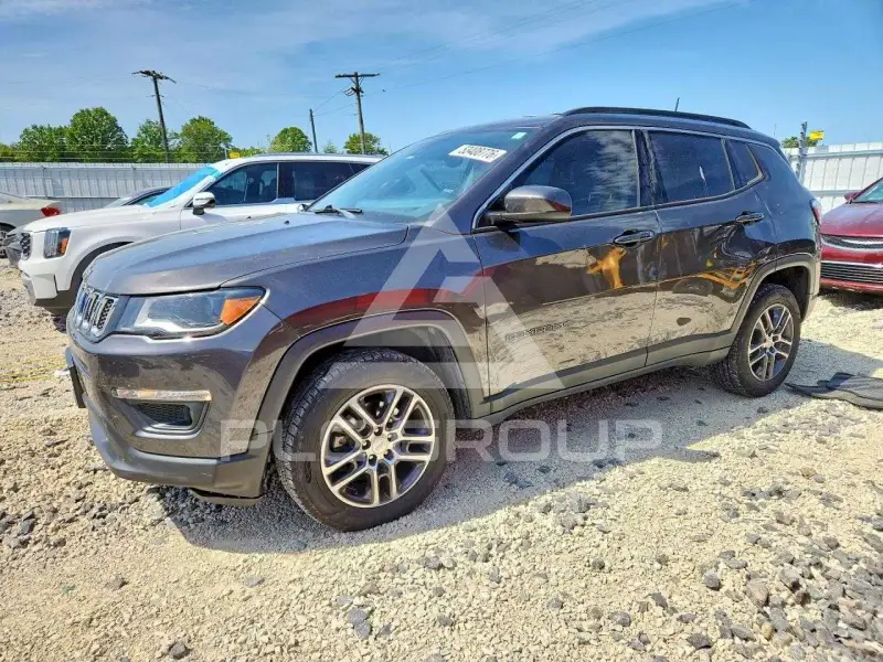 2017 Jeep COMPASS photo