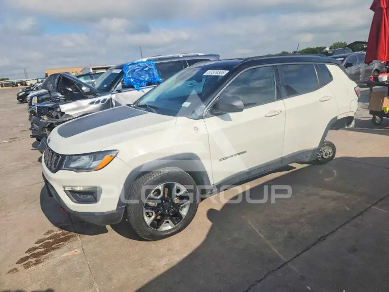 2017 Jeep COMPASS фото