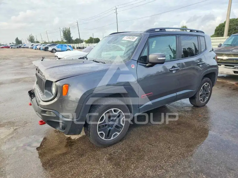 2017 Jeep Renegade photo