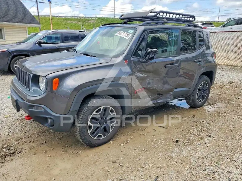 2017 Jeep Renegade photo