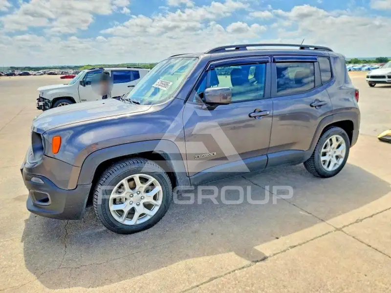 2017 Jeep Renegade photo