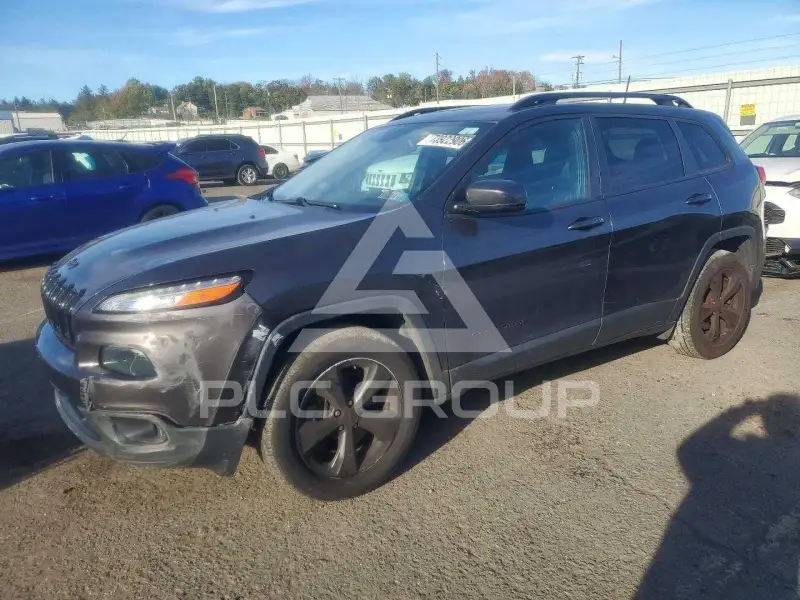 2017 Jeep CHEROKEE фото
