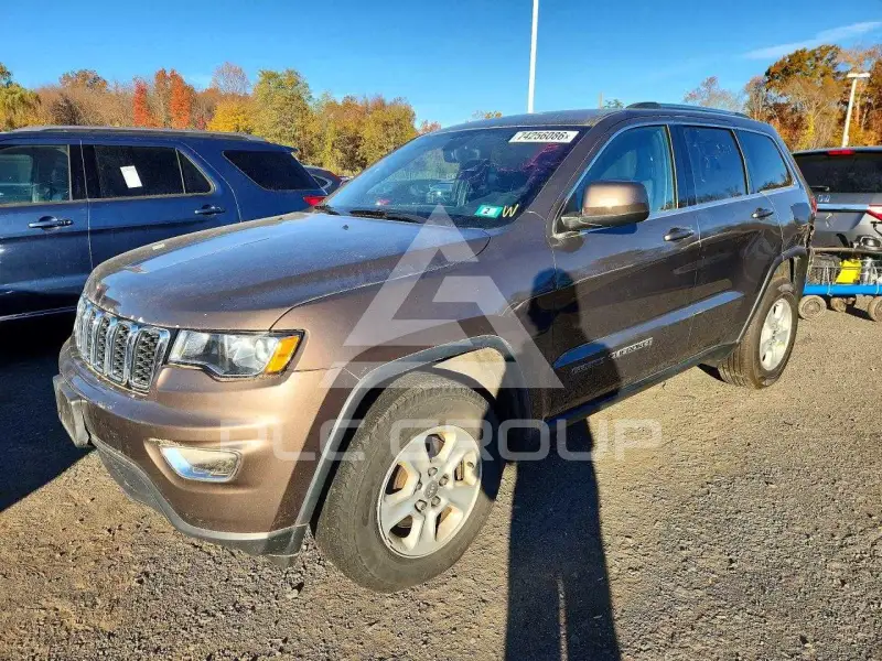 2017 Jeep CHEROKEE photo