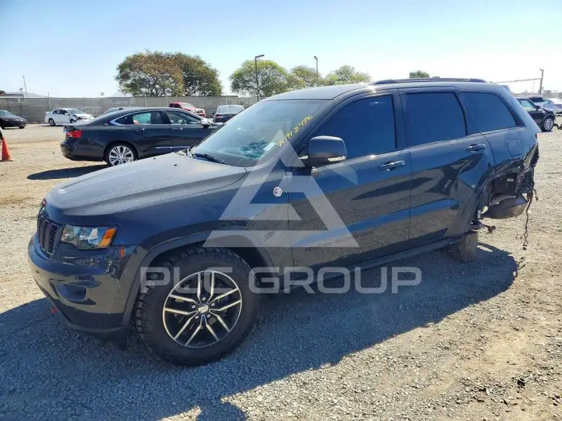 2017 Jeep CHEROKEE photo