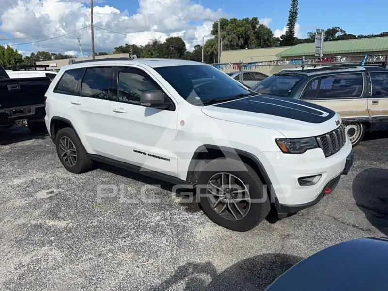 2017 Jeep CHEROKEE фото