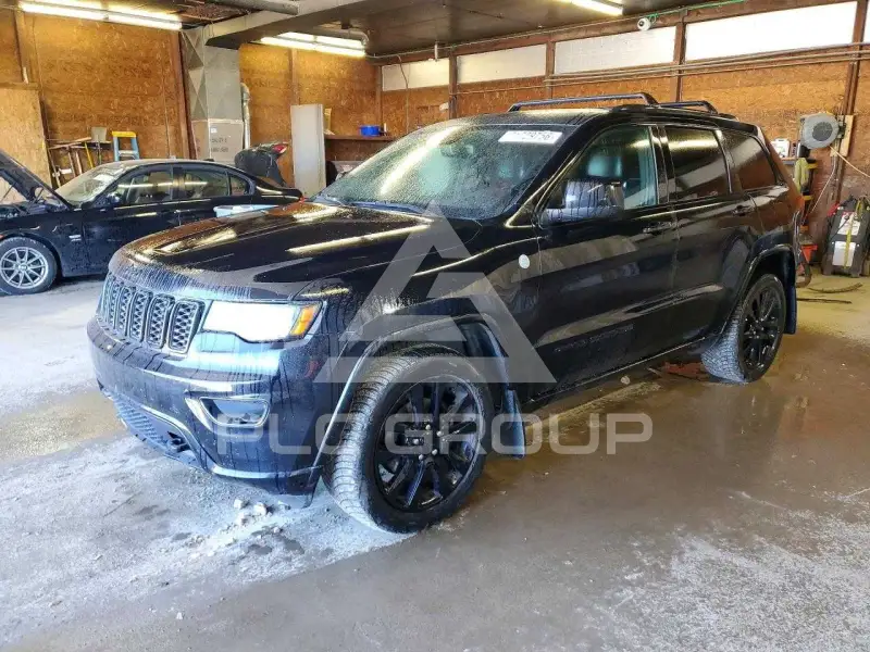 2017 Jeep CHEROKEE photo