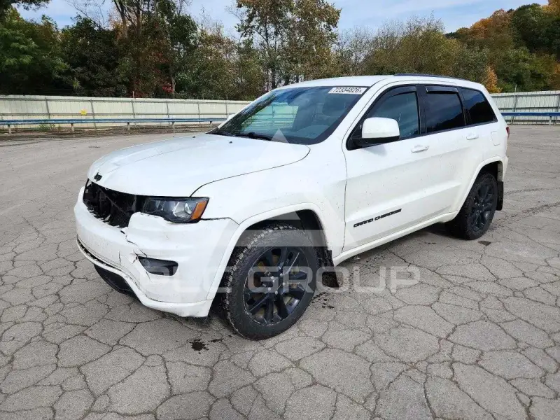 2017 Jeep CHEROKEE photo