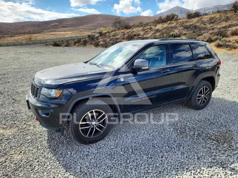 2017 Jeep CHEROKEE photo