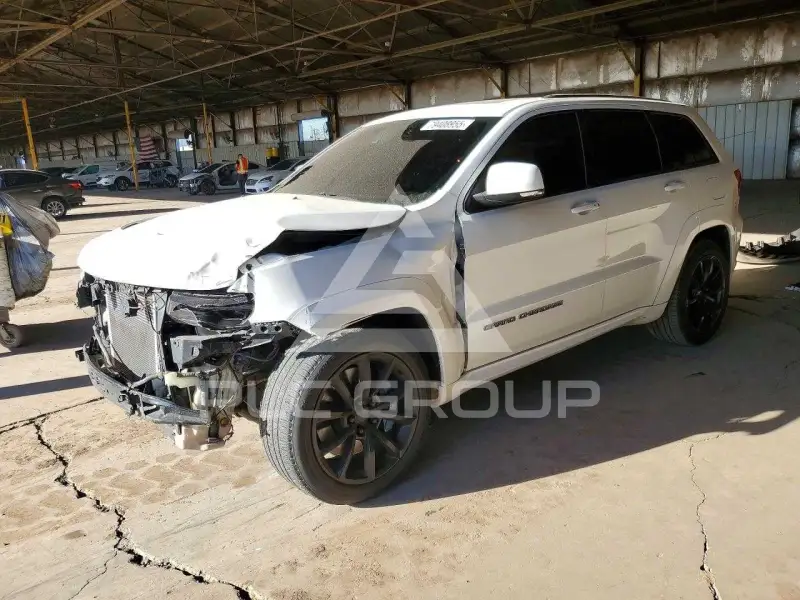 2017 Jeep Grand Cherokee фото