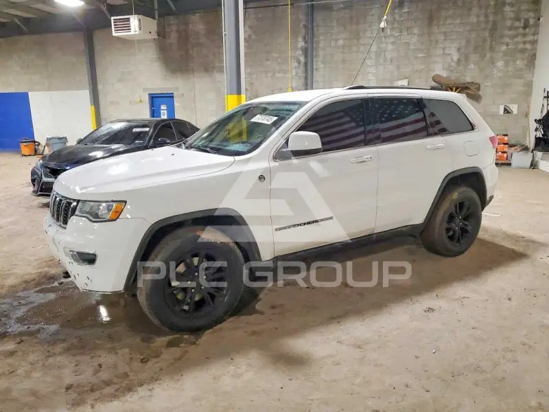 2017 Jeep CHEROKEE фото