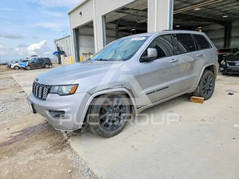 2017 Jeep CHEROKEE photo