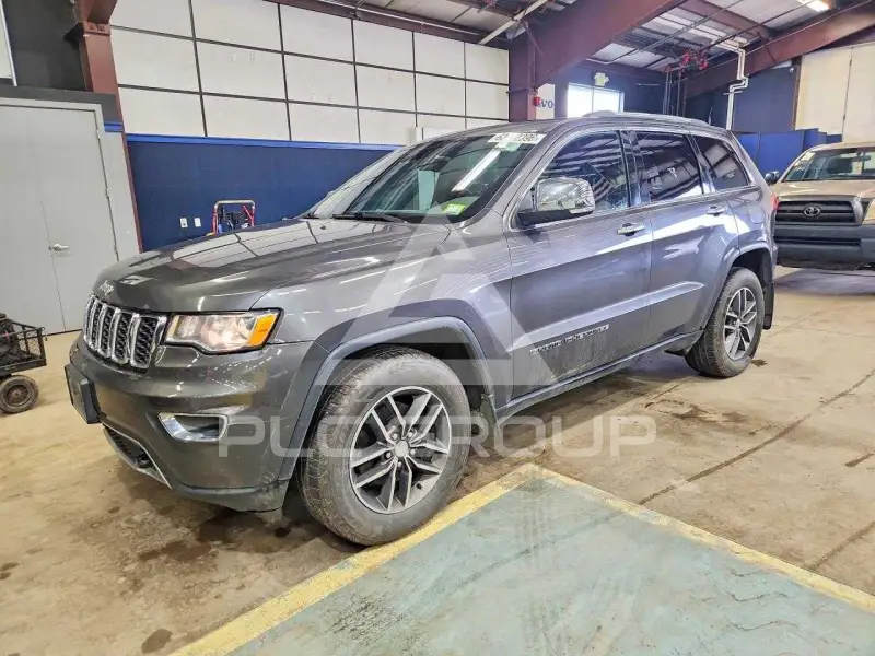 2017 Jeep CHEROKEE фото