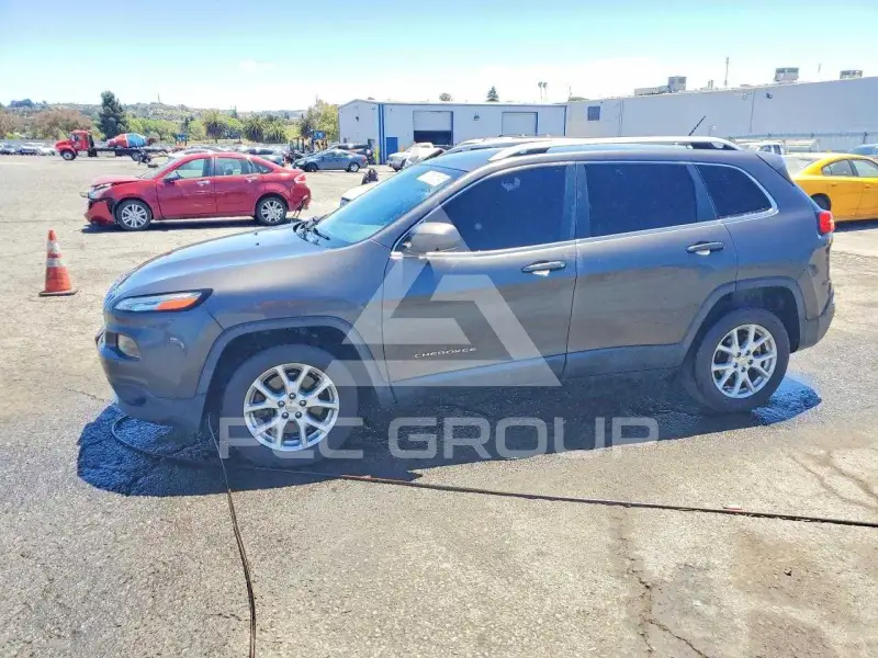 2017 Jeep CHEROKEE фото