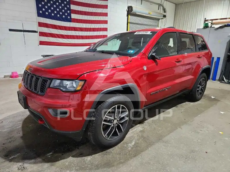 2017 Jeep Grand Cherokee фото