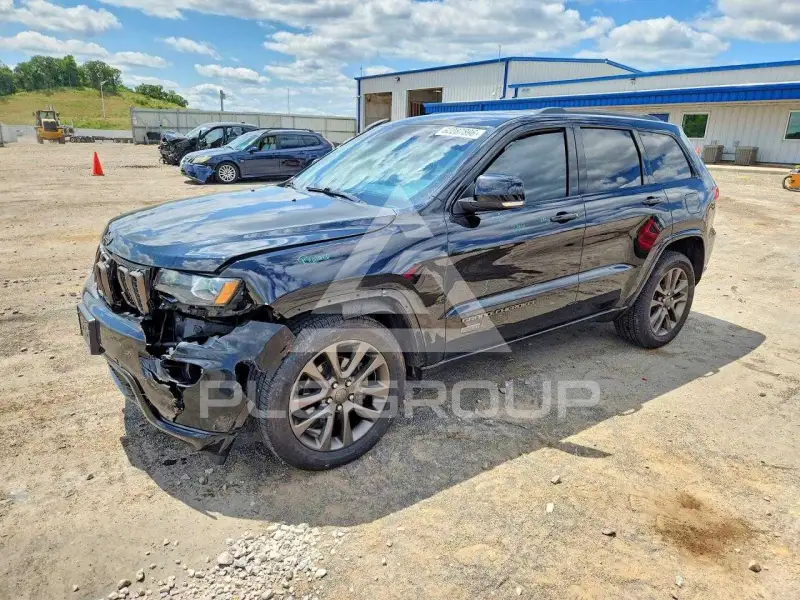 2017 Jeep CHEROKEE фото
