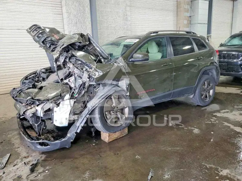 2017 Jeep CHEROKEE фото
