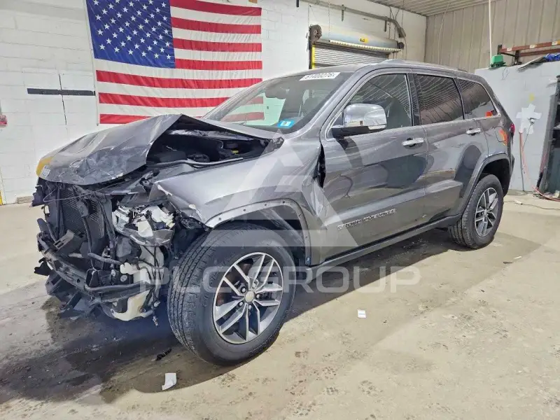2017 Jeep CHEROKEE photo