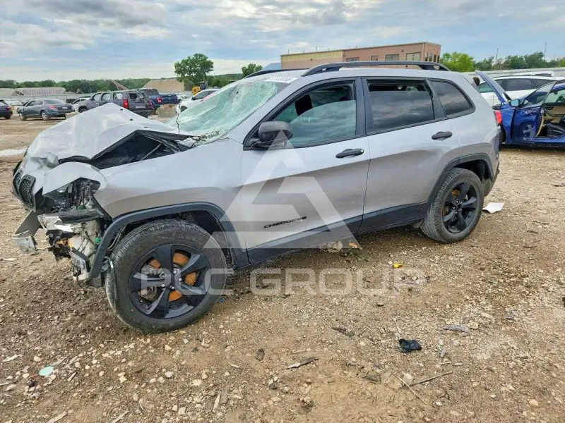 2017 Jeep CHEROKEE photo
