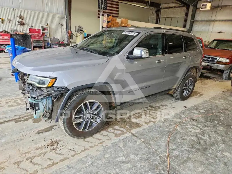 2017 Jeep CHEROKEE photo