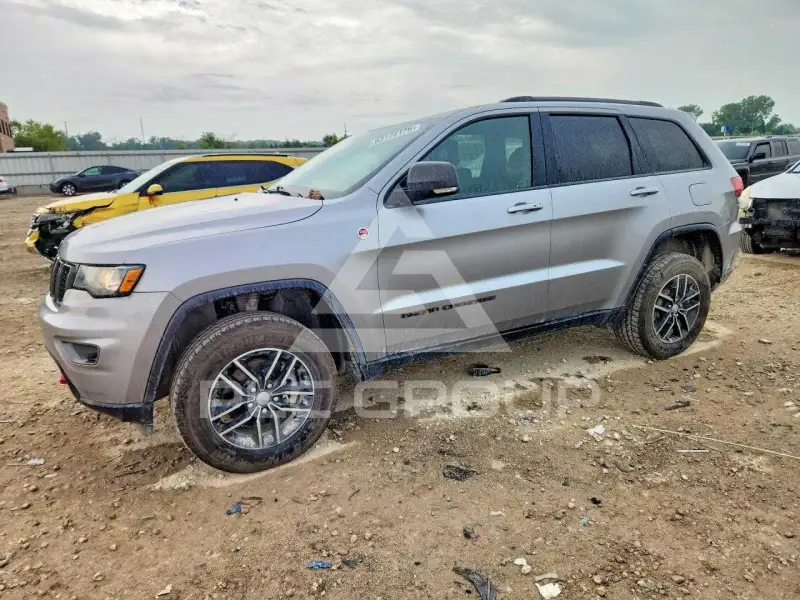 2017 Jeep CHEROKEE фото
