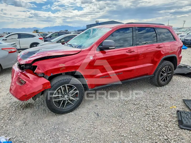 2017 Jeep Grand Cherokee фото