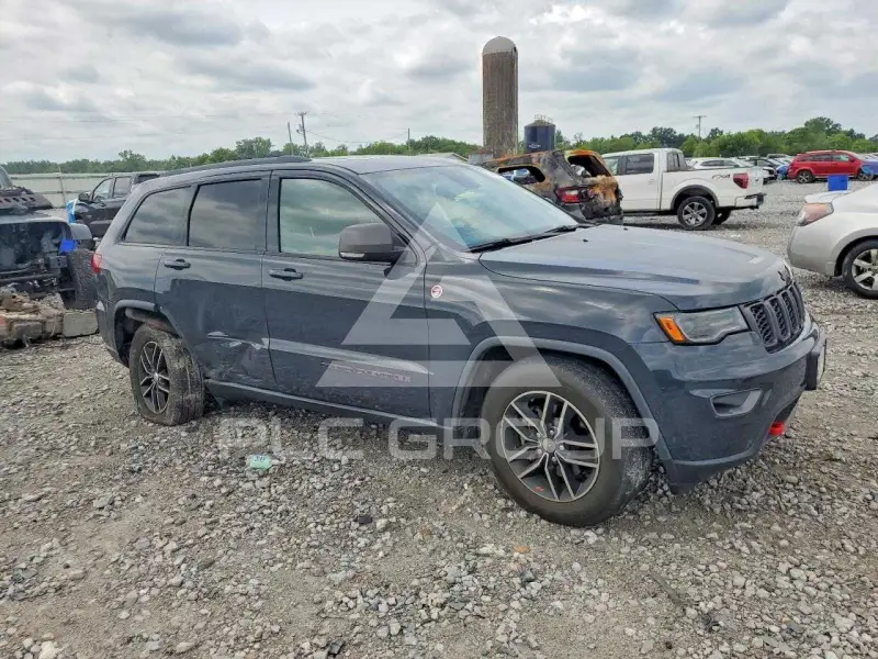 2017 Jeep CHEROKEE photo