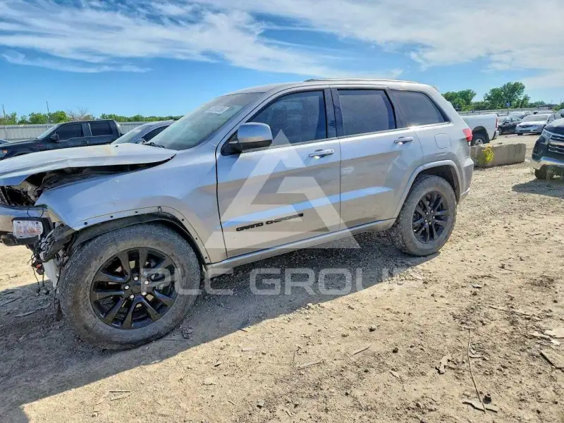 2017 Jeep CHEROKEE фото