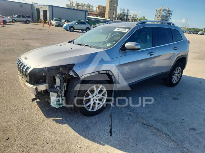 2017 Jeep CHEROKEE photo