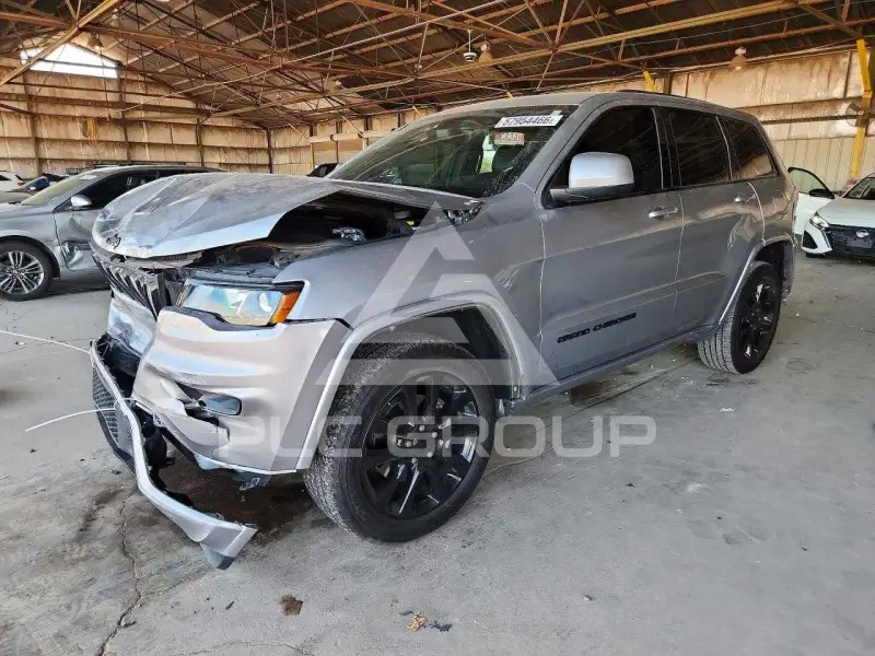 2017 Jeep CHEROKEE фото