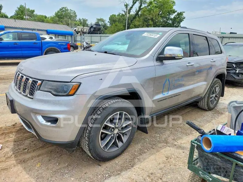 2017 Jeep CHEROKEE фото