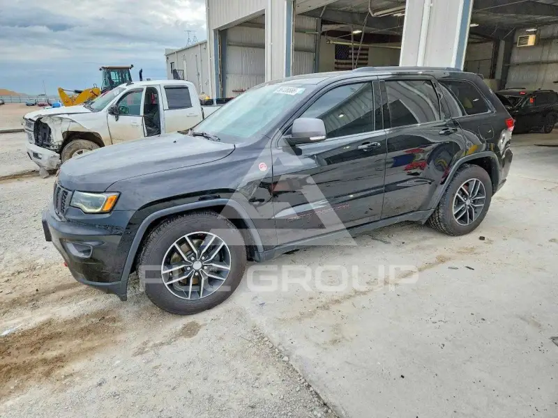 2017 Jeep CHEROKEE photo