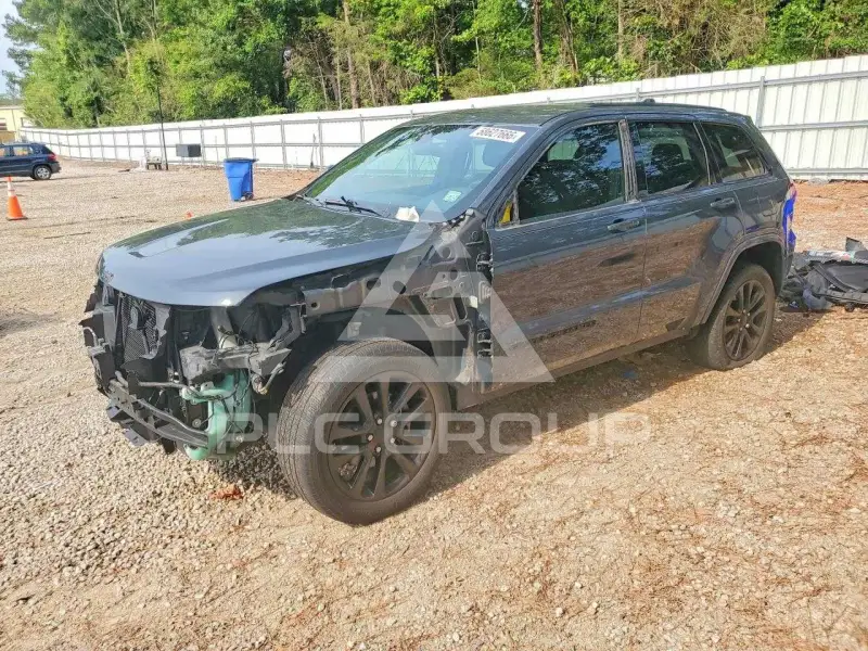 2017 Jeep CHEROKEE photo