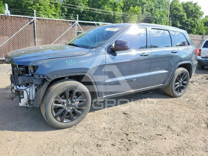 2017 Jeep CHEROKEE фото
