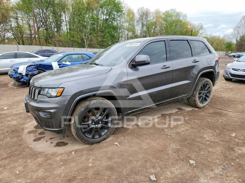 2017 Jeep CHEROKEE фото